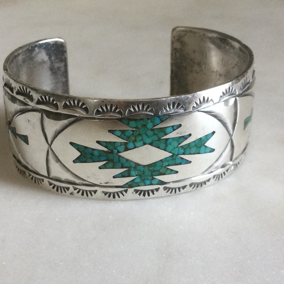 Vintage Southwestern Silver &Turquoise Native American Cuff Bracelet - Picture 4 of 7